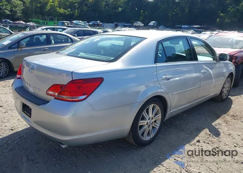 2005 Toyota Avalon Limited z USA, uszkodzony, nr VIN 4T1BK36B25U032666